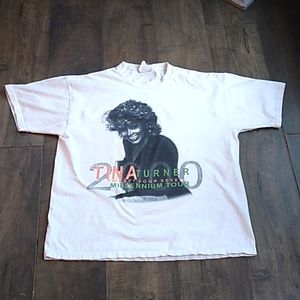 VTG 2000 TINA TURNER 24/7 MILLENIAL TOUR CONCERT TEE WOMANS XL